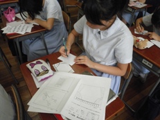 中学生　膨らみかけ 